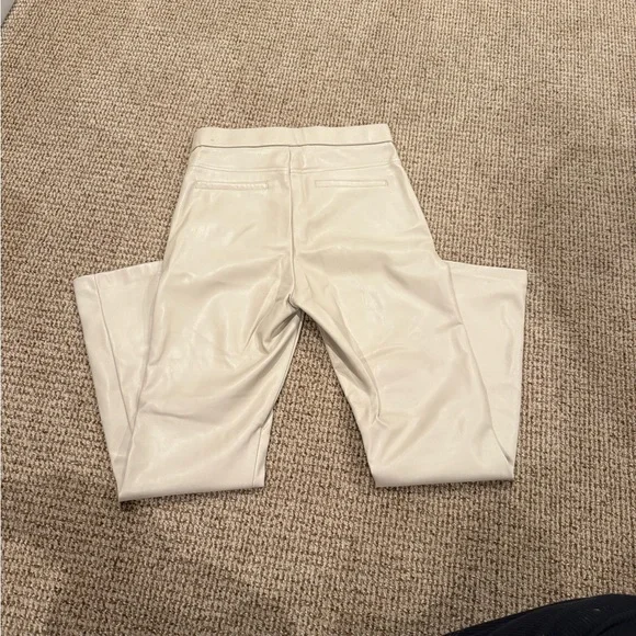 Zara Off-White Faux Leather pants - Picture 2 of 3